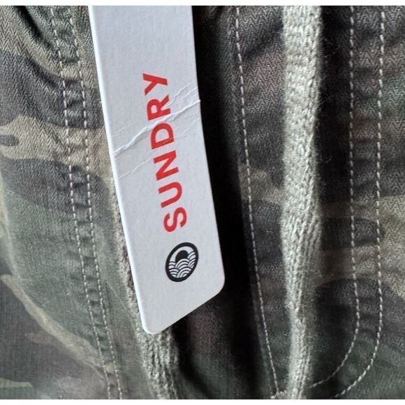 Sundry Camo Army Drawstring Jogger Size S NWT - Picture 6 of 7